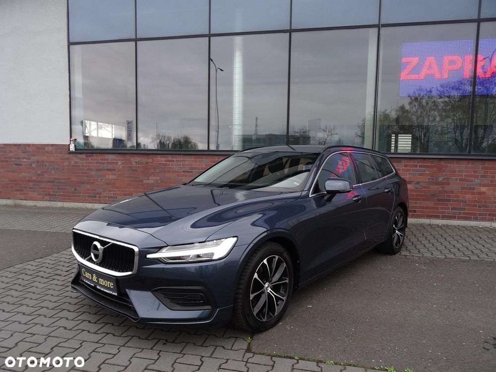 Volvo V60 B3 B Geartronic Momentum Pro - 1