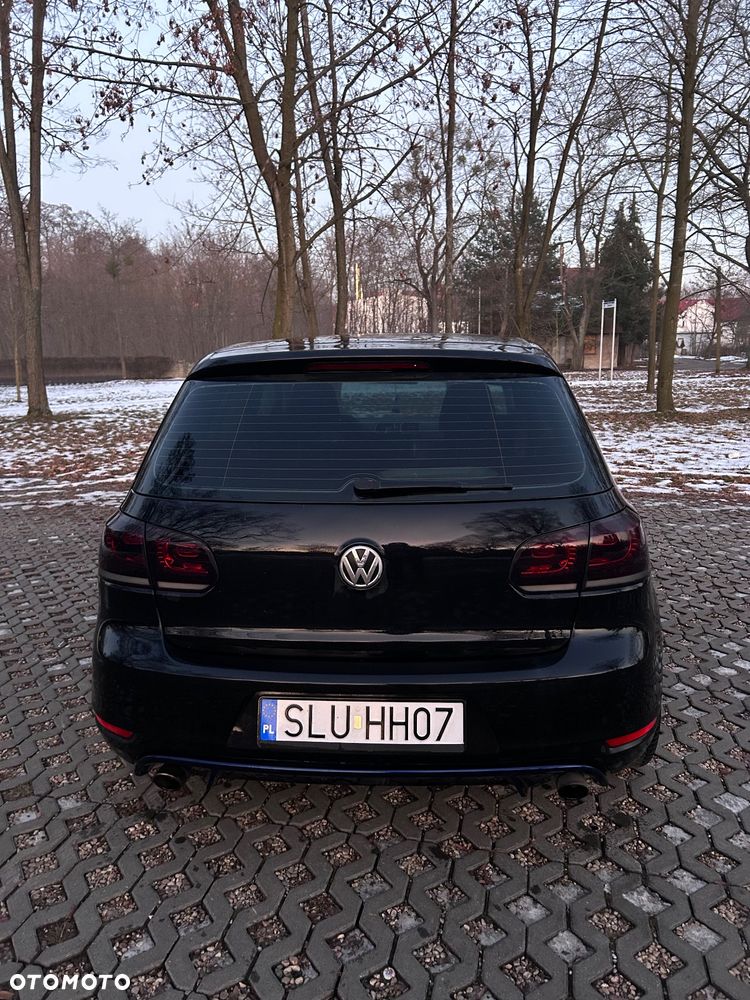 Volkswagen Golf - 5