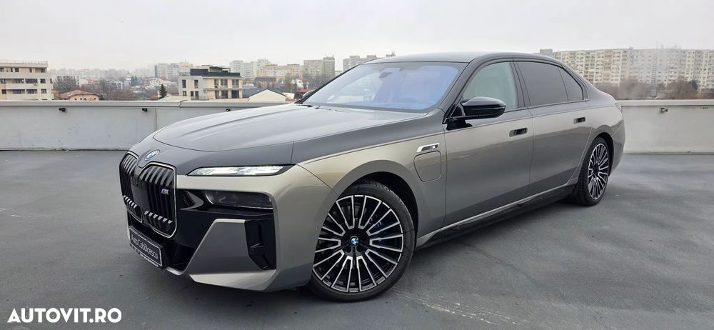 BMW M7 M760e xDrive AT PHEV - 1