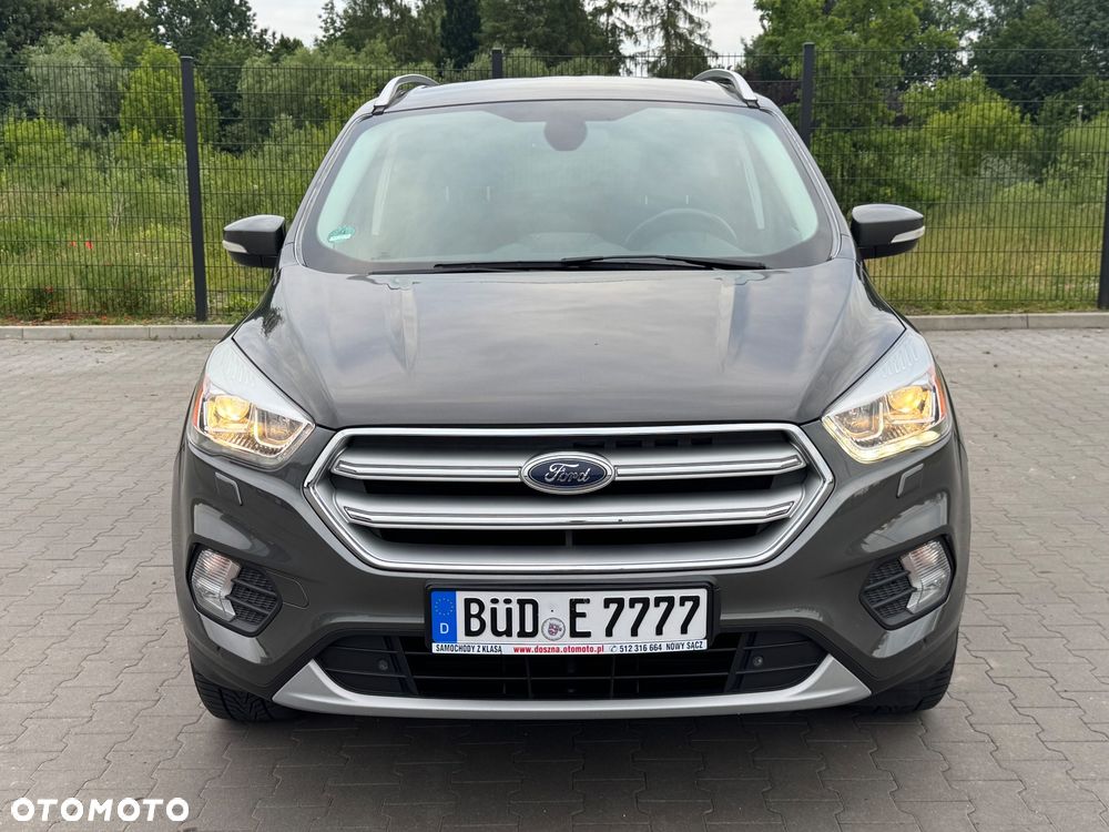Ford Kuga 2.0 TDCi 4x4 Titanium - 4