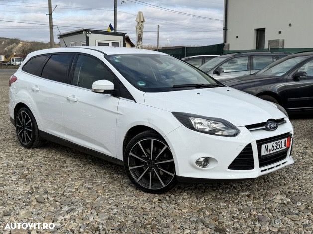 Ford Focus 1.6 EcoBoost Start Stop Titanium - 10