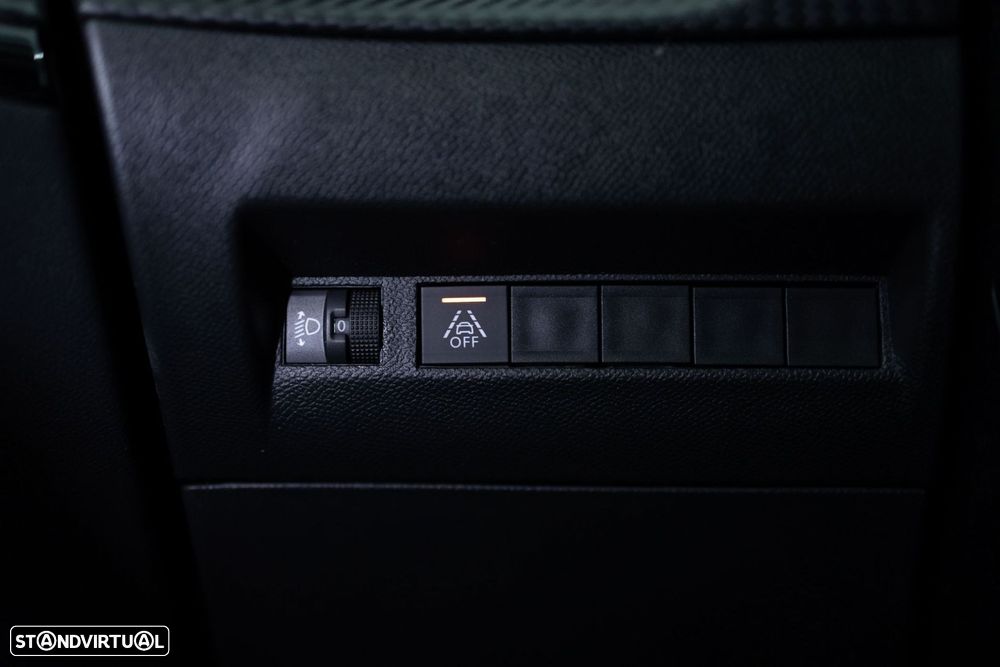 Peugeot e-2008 50 kWh Allure - 42