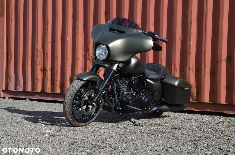 Harley-Davidson FLHXS Special - 27