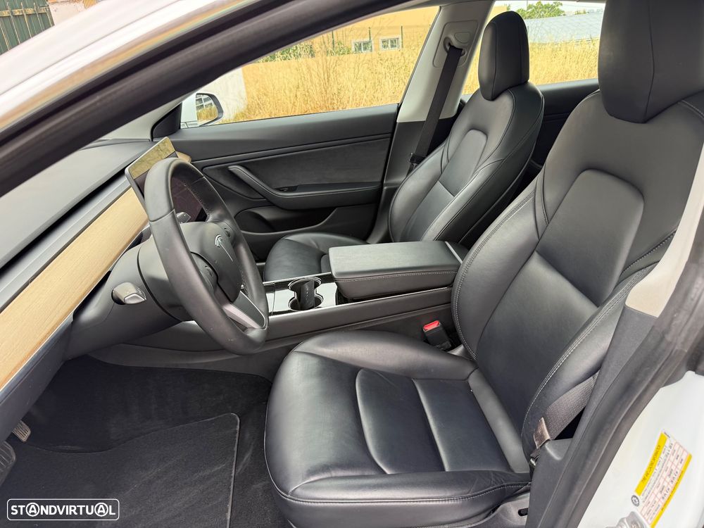 Tesla Model 3 AWD Dual Motor Performance — fotografia 12