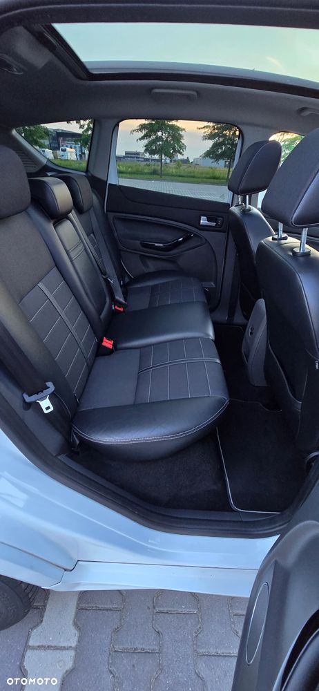 Ford Kuga 2.0 TDCi Individual - 24