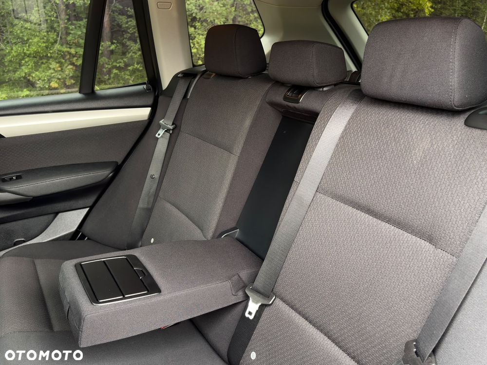 BMW X3 xDrive20d - 29