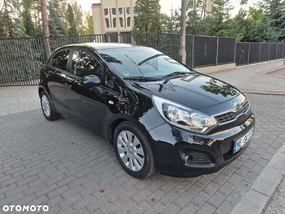 Kia Rio 1.2 Dream Team Edition - 15