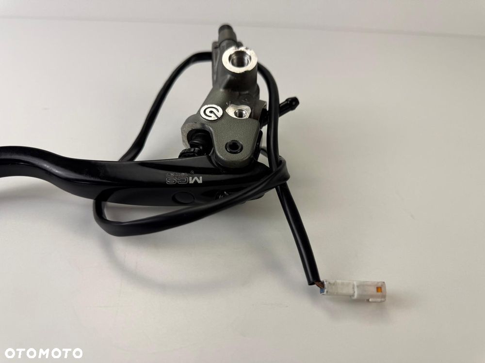 Pompa hamulcowa przód Triumph Street Triple 765 RS 2023+ - 13