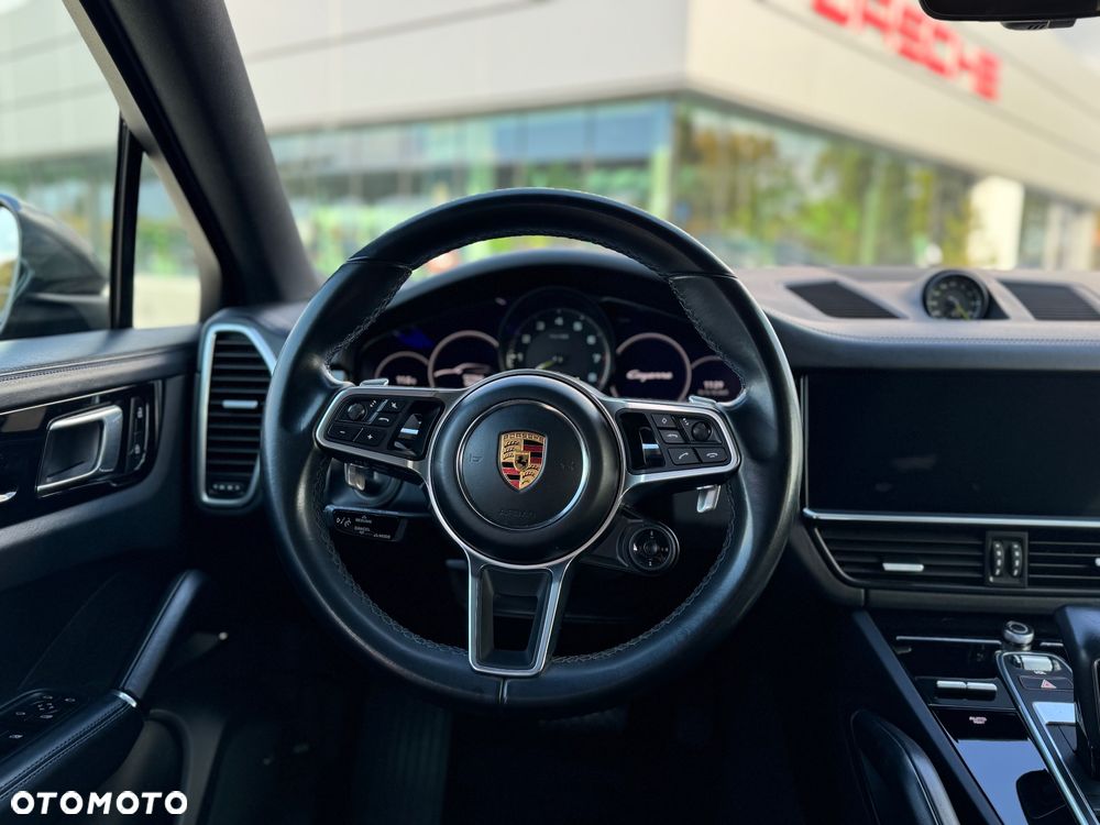 Porsche Cayenne ver-coupe-e--hybrid - 16