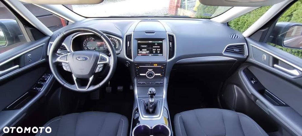 Ford S-Max 2.0 TDCi Titanium - 8