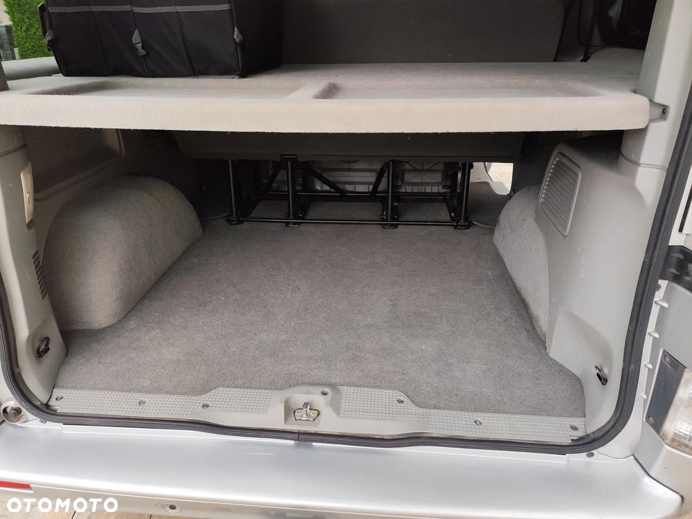 Renault Trafic Grand Passenger Black Edition - 15