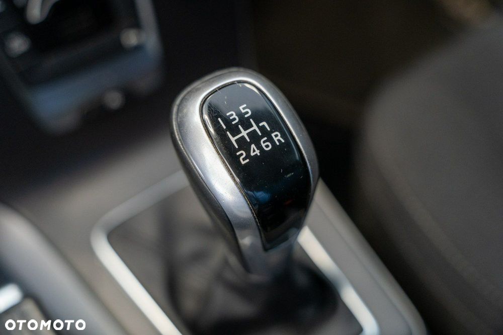 Volvo V40 - 15