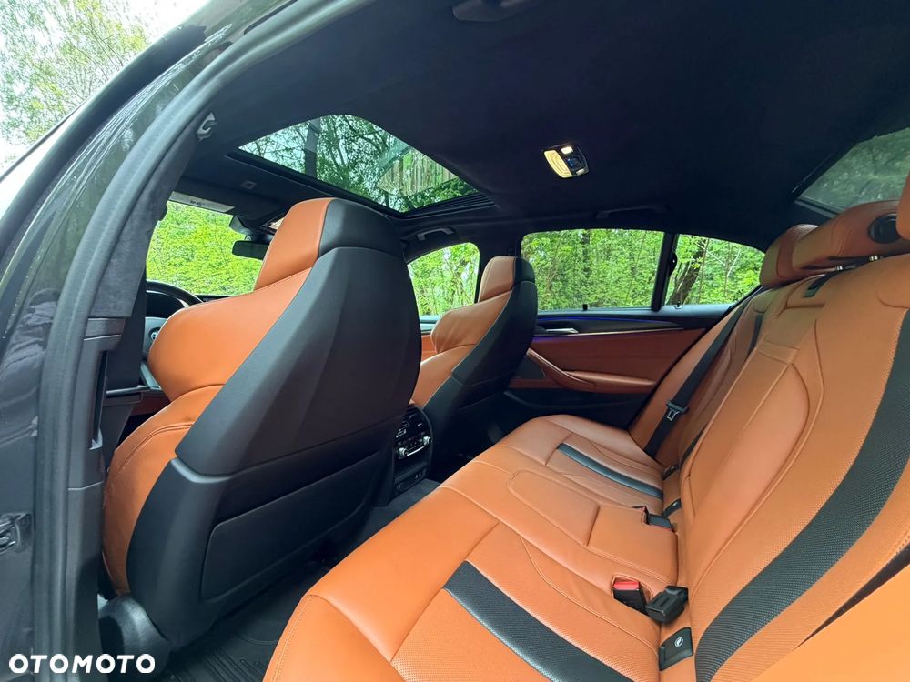 BMW M5 Standard - 13