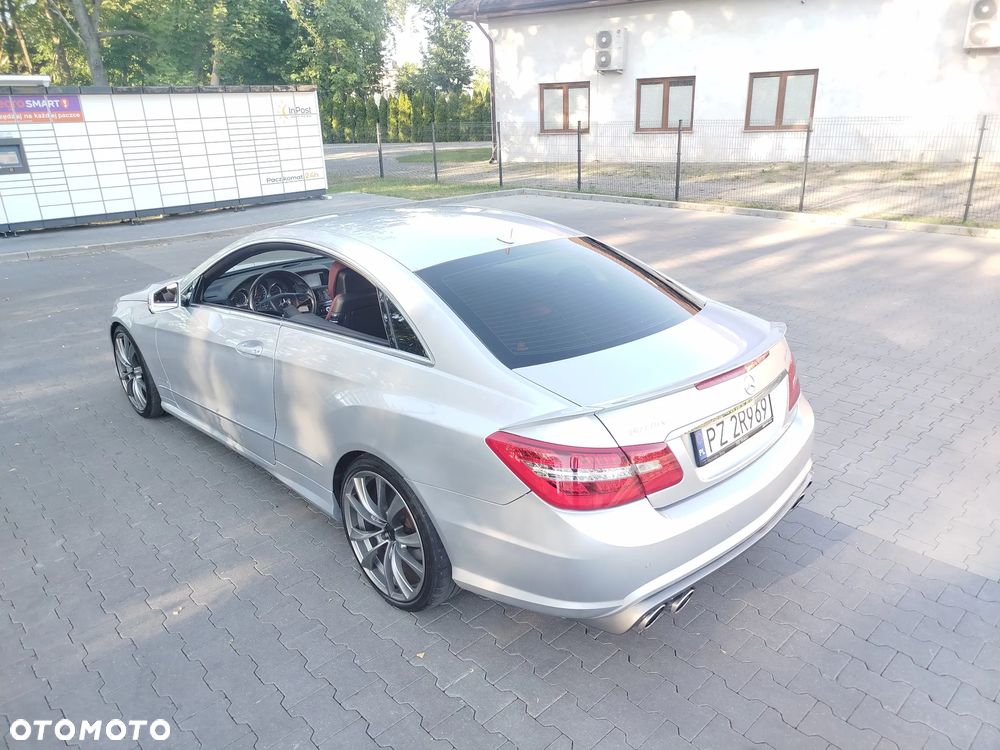 Mercedes-Benz Klasa E 250 CDI DPF BlueEFFICIENCY Automatik Avantgarde - 22