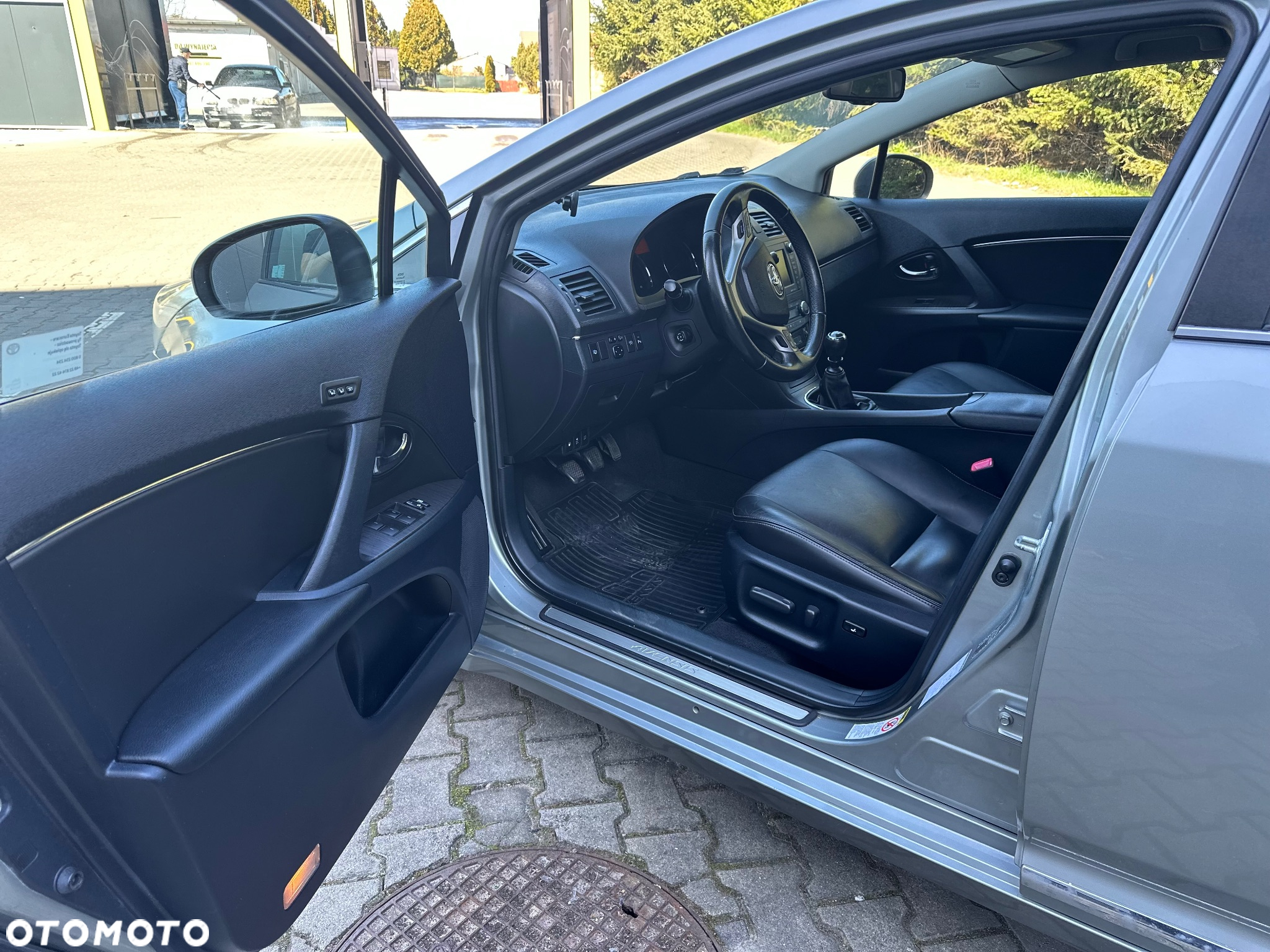 Toyota Avensis - 7