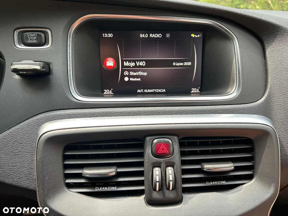 Volvo V40 T3 Drive-E R-Design Momentum - 4