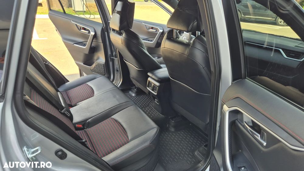 Toyota RAV4 2.5 PHEV VVT-iE 4x4 Style Bi-Tone - 11