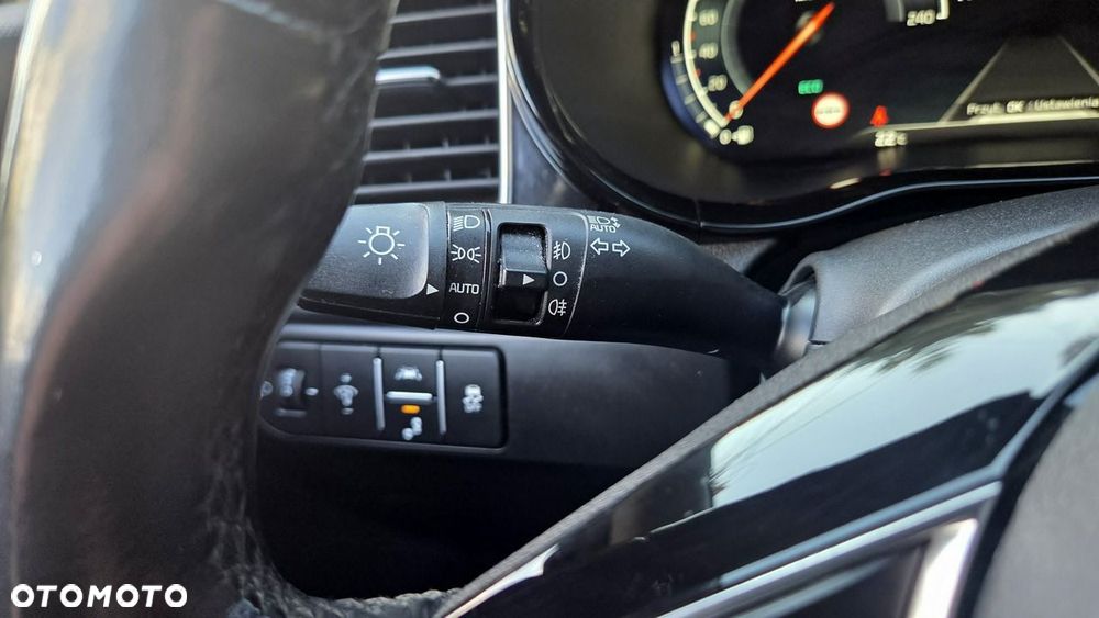 Kia Ceed 1.6 CRDi mHEV Business Line DCT - 34