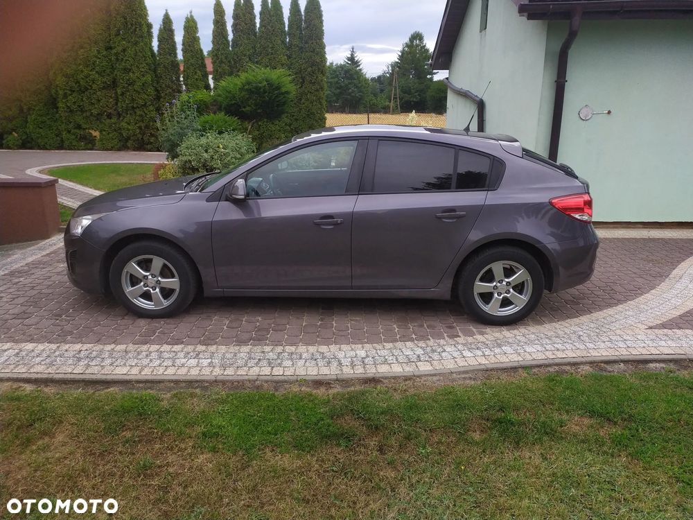 Chevrolet Cruze 1.8 LTZ - 13