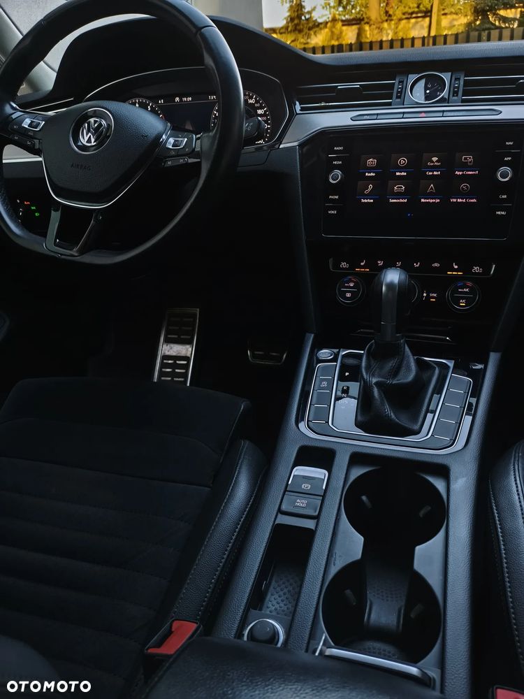 Volkswagen Passat 1.4 TSI ACT (BlueMotion Technology) DSG Highline - 37