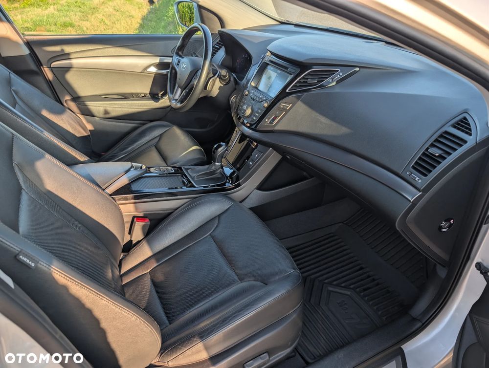 Hyundai i40 Kombi 1.7 CRDi DCT Premium - 20