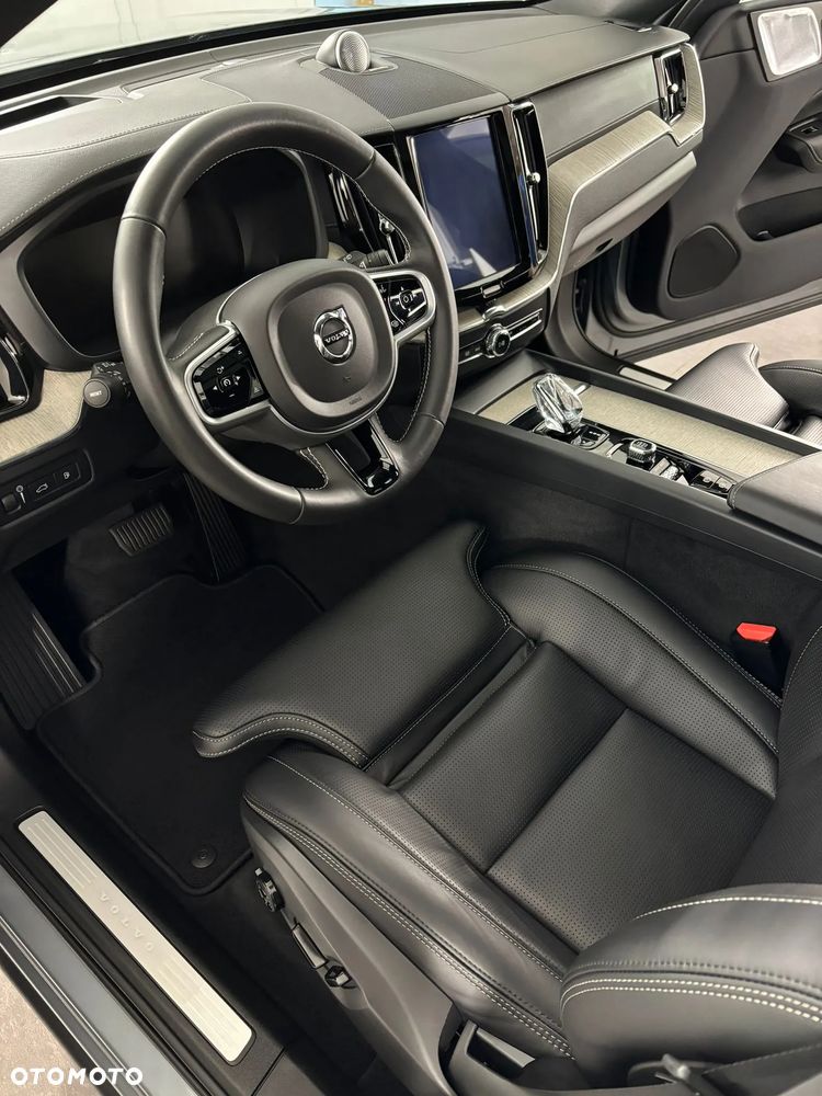 Volvo XC 60 T8 Twin Engine AWD Geartronic Inscription - 14