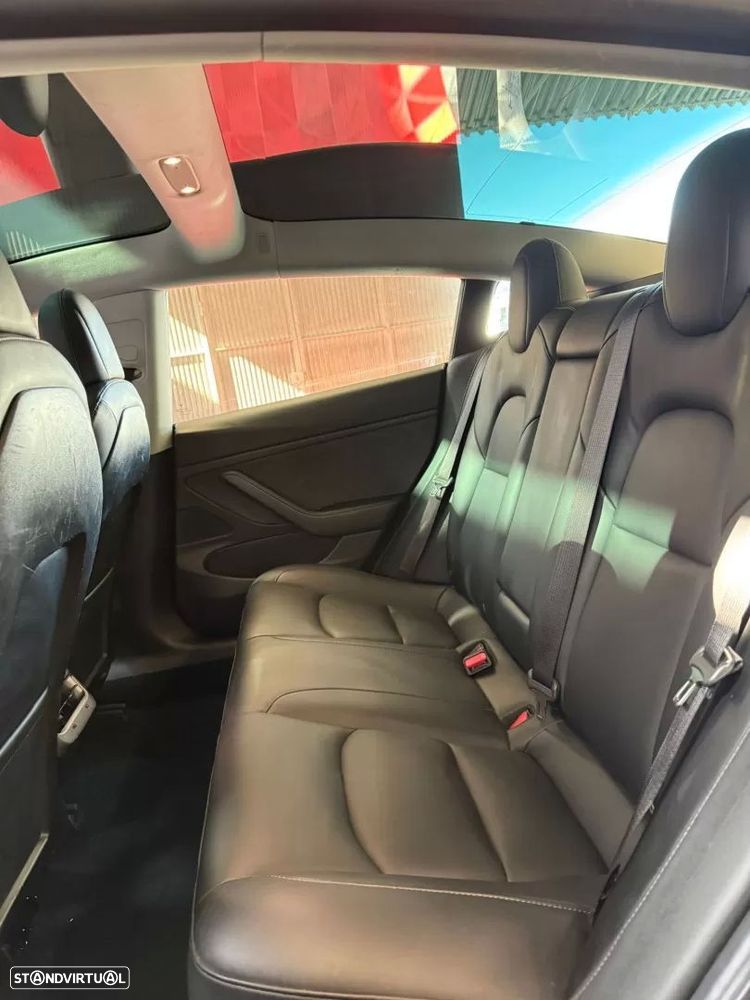 Tesla Model 3 Long-Range RWD - 12