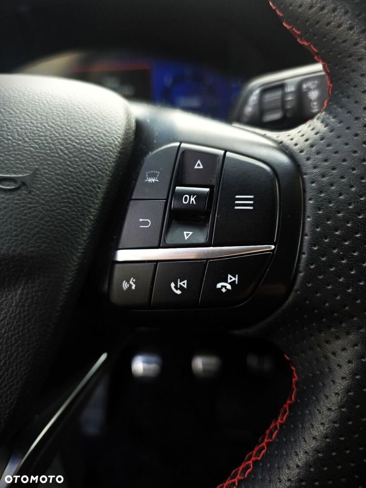 Ford Kuga 2.0 EcoBlue mHEV FWD ST-Line X - 18