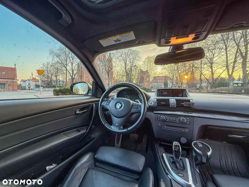 BMW Seria 1 135i Limited Edition Lifestyle mit M Sportpaket - 13