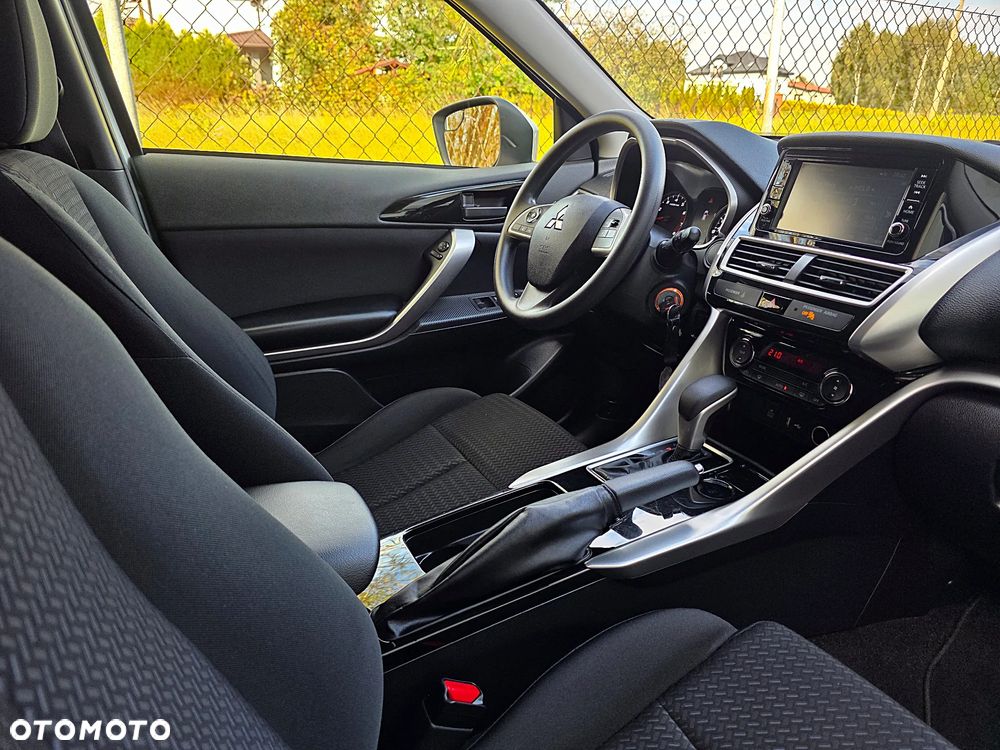 Mitsubishi Eclipse Cross 1.5 T GPF Invite Plus CVT - 17