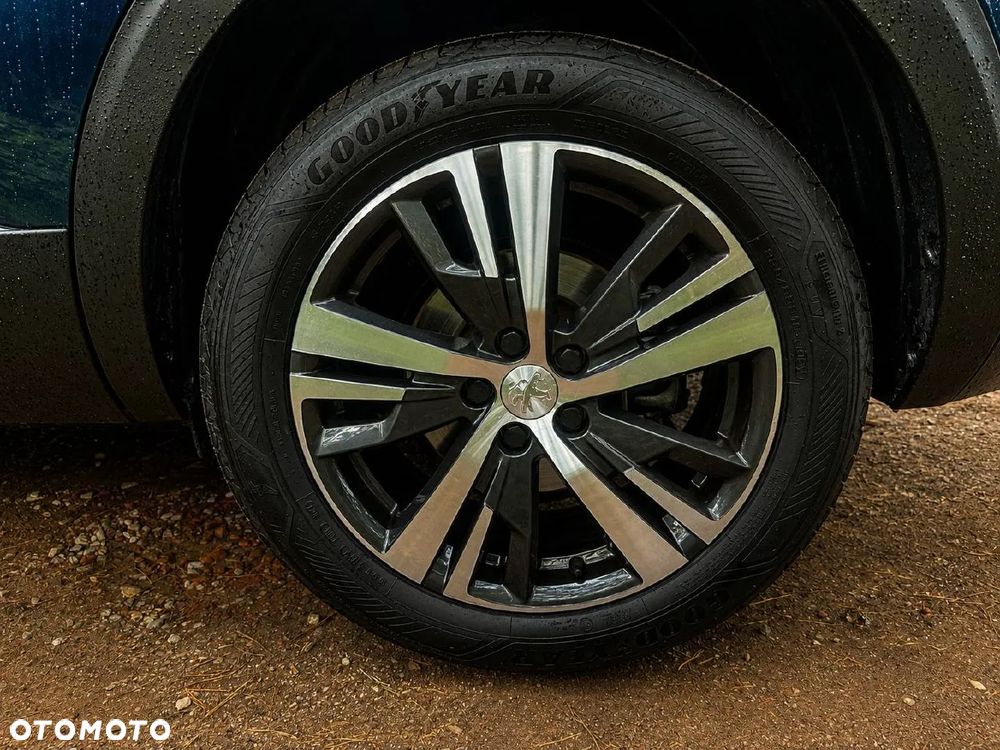 Peugeot 5008 1.5 BlueHDi GT S&S EAT8 - 8