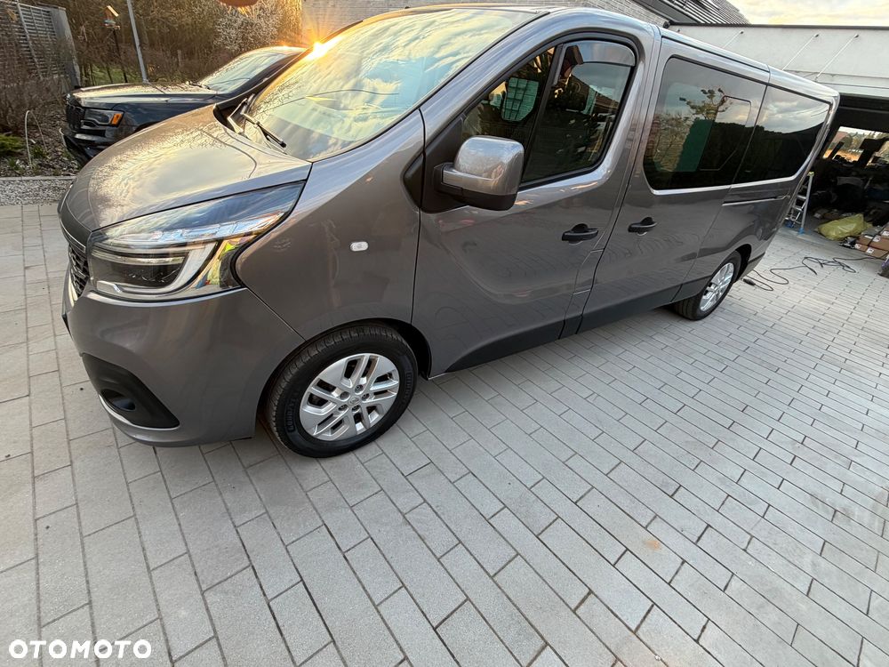 Renault Trafic Grand 2.0 dCi EDC - 3