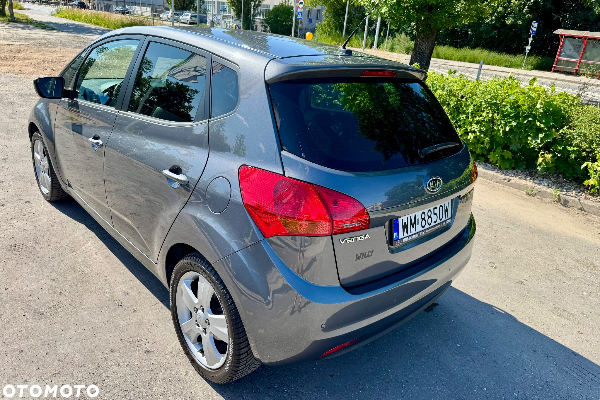 Kia Venga - 12