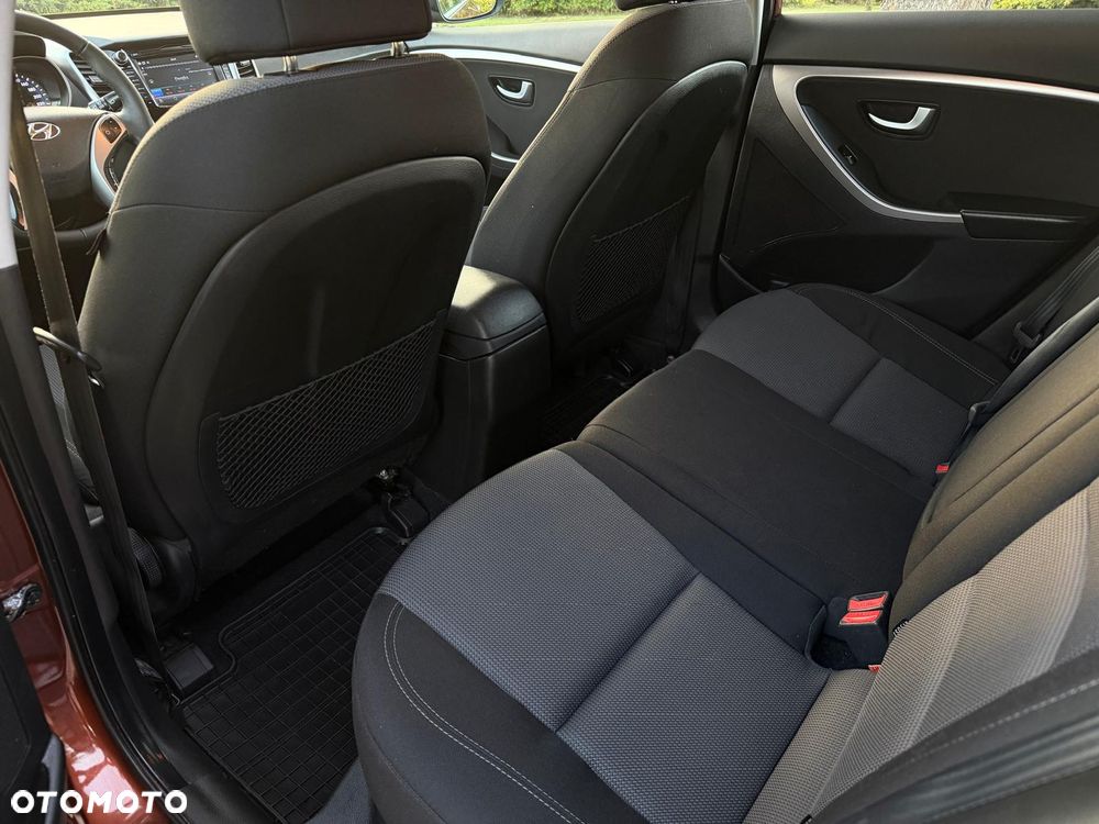 Hyundai i30 - 36
