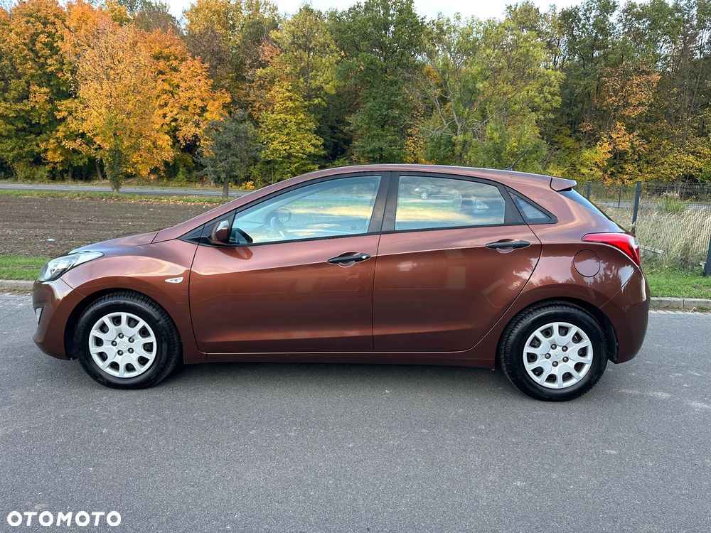 Hyundai i30 1.4 Intro Edition - 8