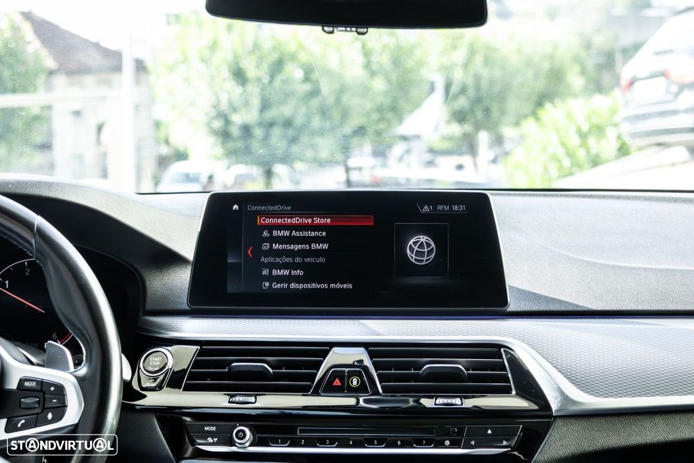 BMW M550d xDrive Auto - 39