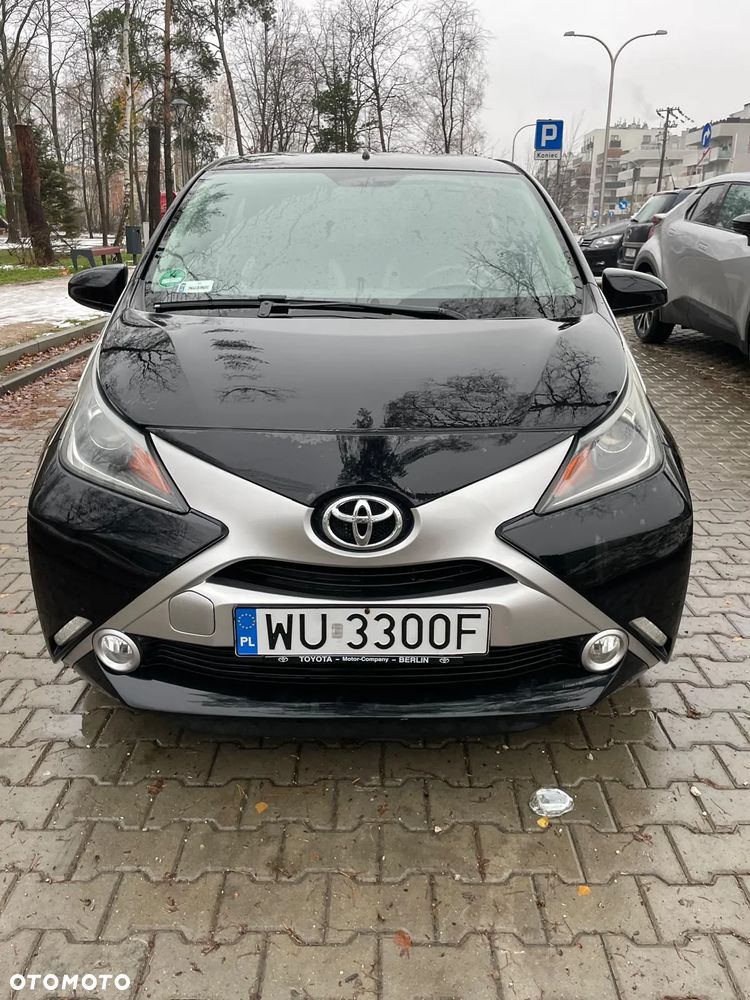 Toyota Aygo x-clusiv - 1