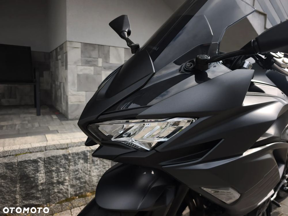 Kawasaki Ninja - 16