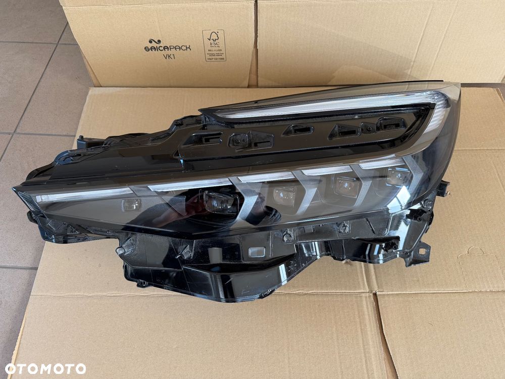 lampa lewa przednia TOYOTA CHR II 2 FULL LED lewy przód 81150-F4510-00 - 1