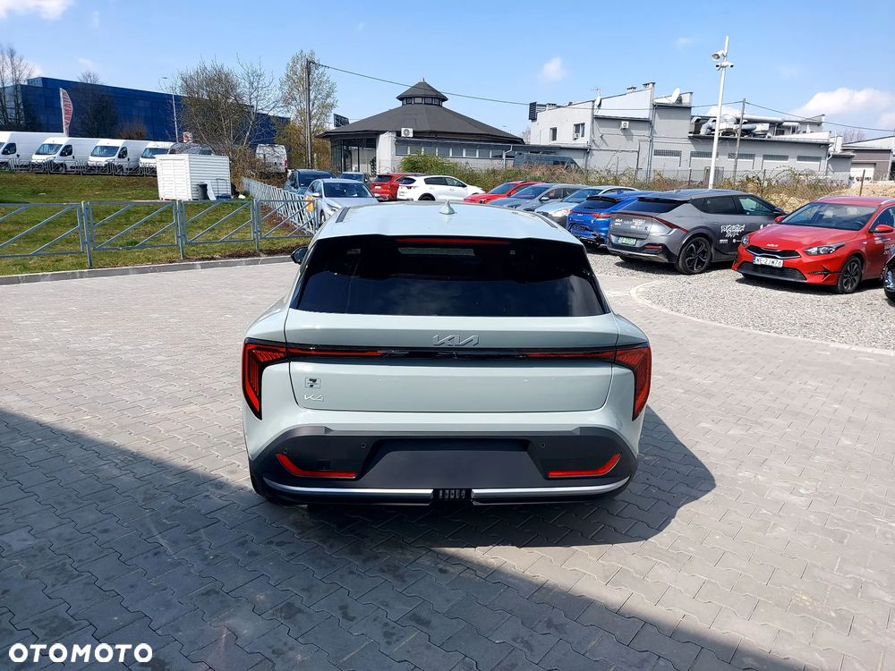 Kia K4 - 5