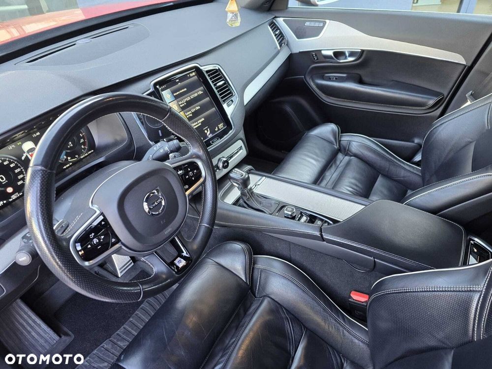 Volvo XC 90 D5 SCR AWD R-Design - 11