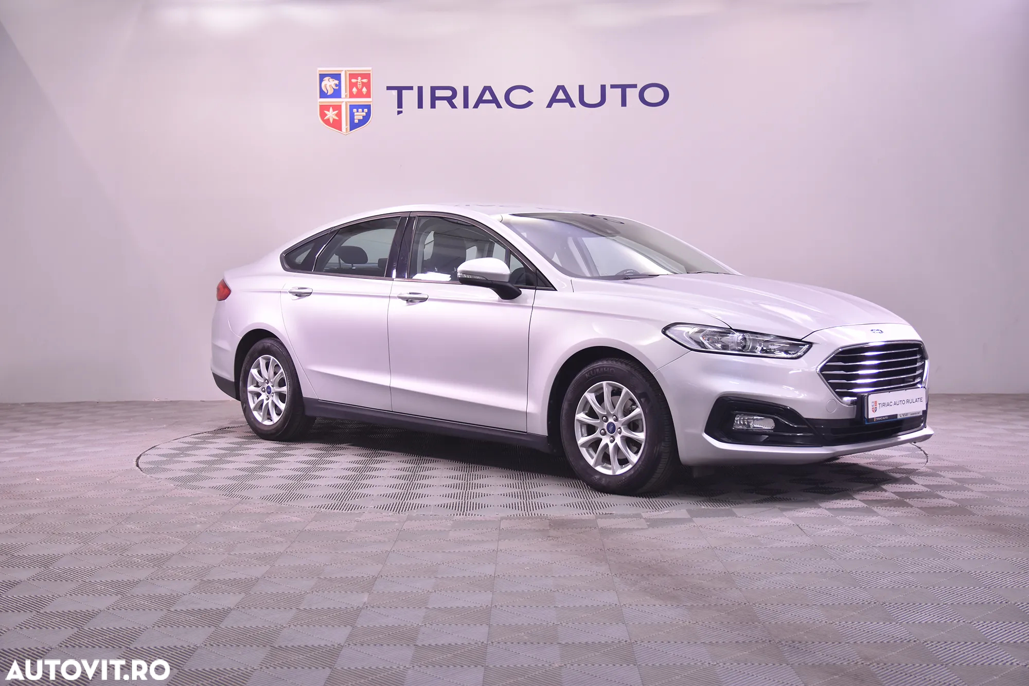 Ford Mondeo - 7