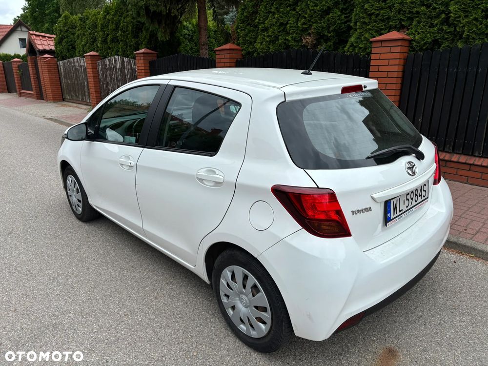 Toyota Yaris 1.0 Active EU6 - 4