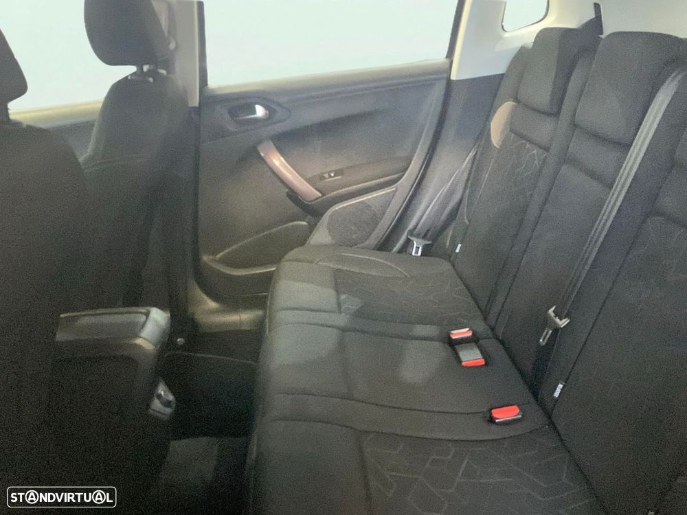 Peugeot 2008 1.2 PureTech Active - 17