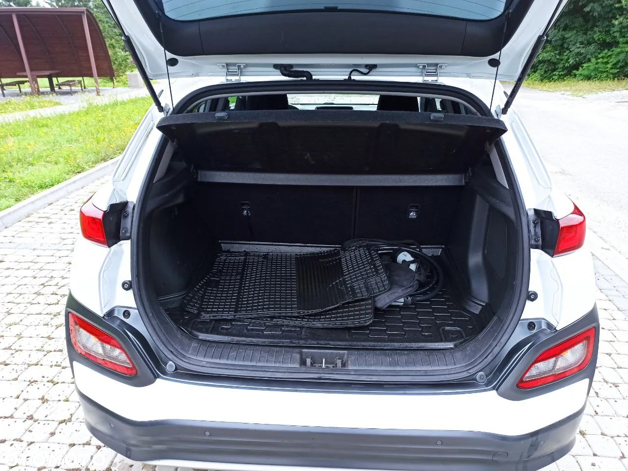 Hyundai Kona Electric 39kWh Premium - 8
