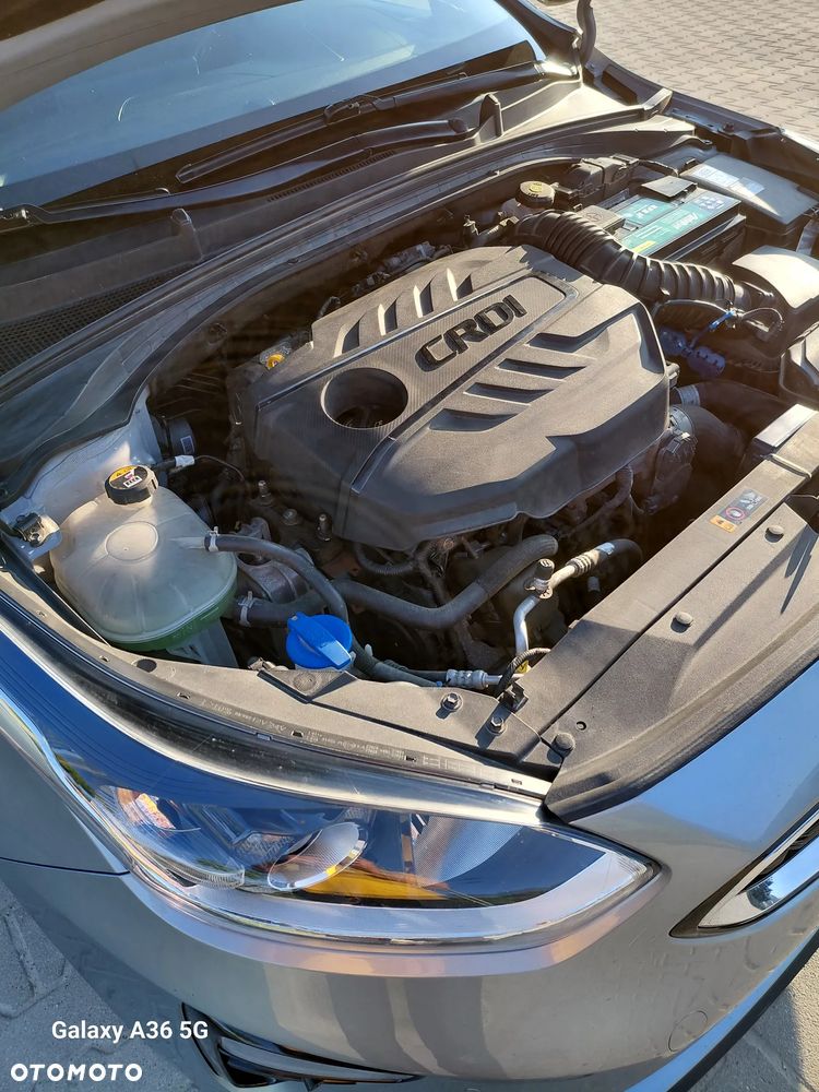 Kia Ceed 1.6 CRDi mHEV M - 23