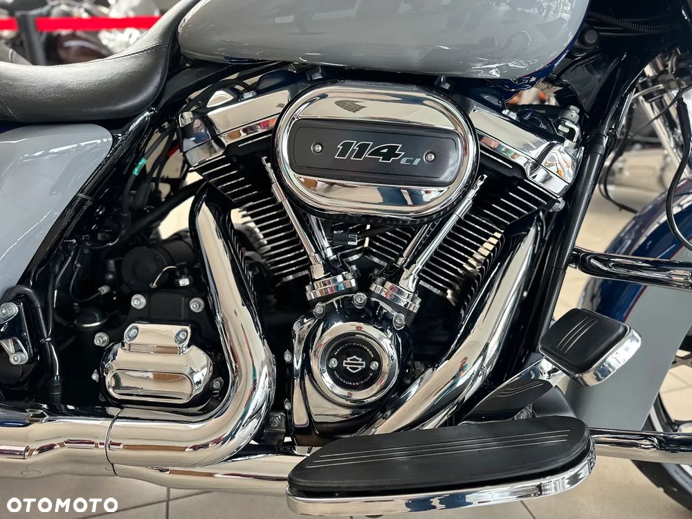 Harley-Davidson Touring Street Glide - 21