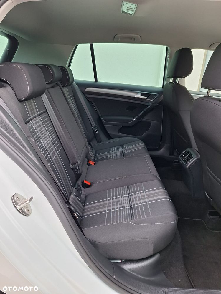 Volkswagen Golf 1.2 TSI BlueMotion Technology Lounge - 20
