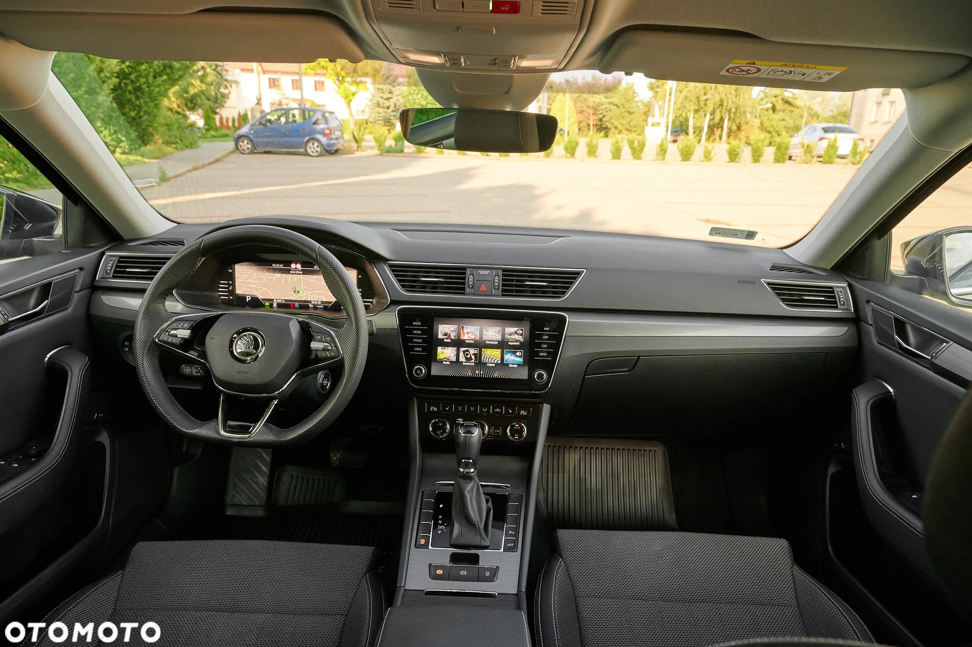 Skoda Superb 2.0 TDI Style DSG7 - 27