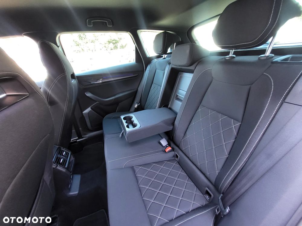 Skoda Karoq 1.5 TSI ACT Sportline DSG - 20